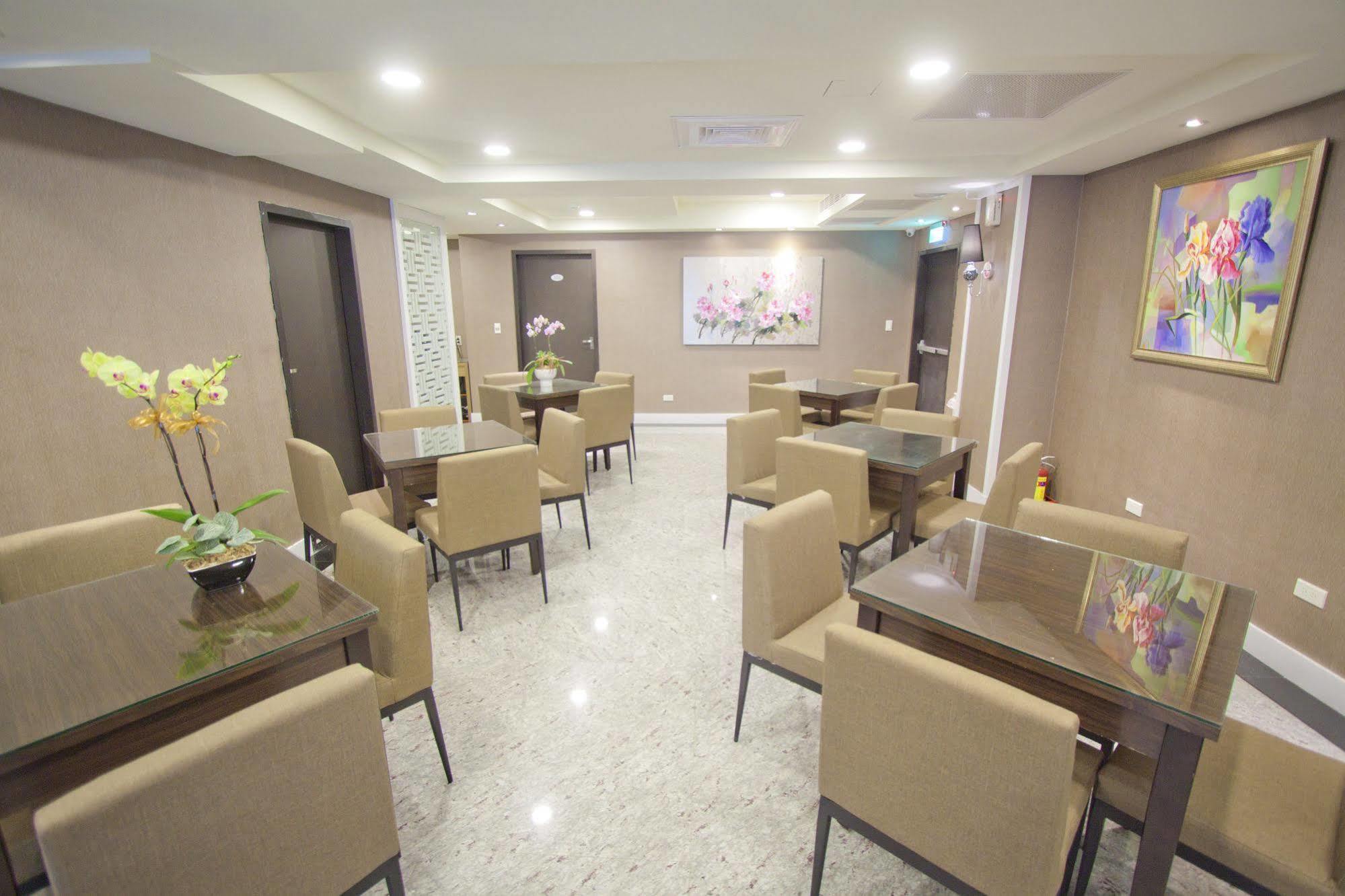 True Friend Hotel Hualien Exterior foto